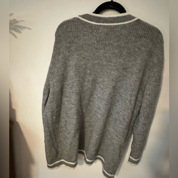 Oversized Med Gray White Striped Jacket V-neck Rib Knit Button Cardigan Sweater - Picture 5 of 5